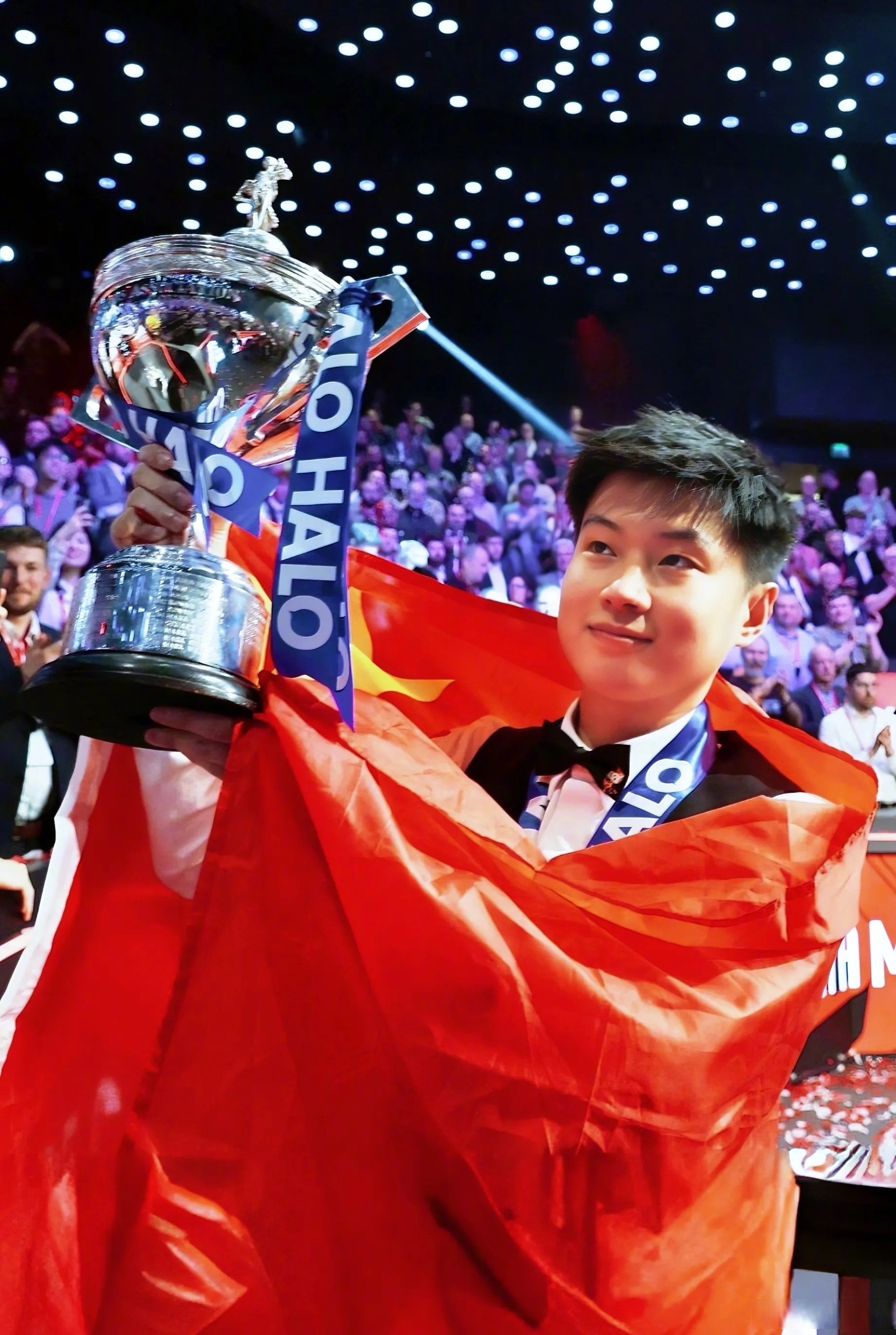 天博体育平台-球员表现出色取得决定性胜利，队伍奋勇争胜连胜的简单介绍